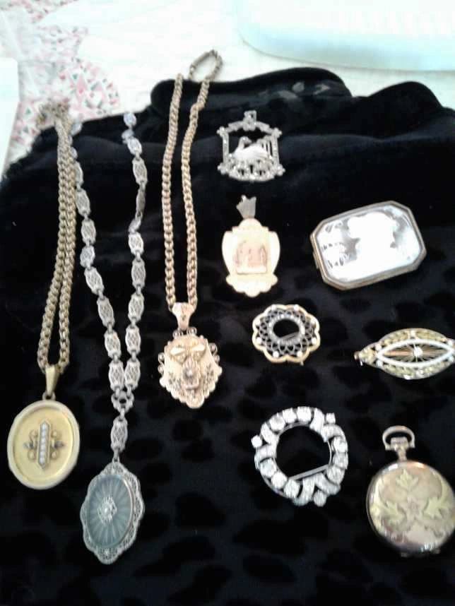 Vintage jewelry display