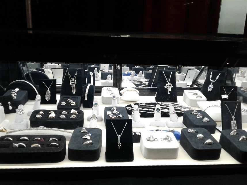 Vintage engagement rings